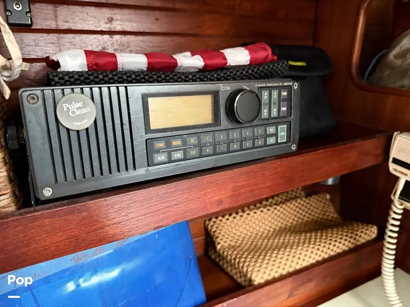 Slide: The Image of C&C Landfall 39 1986 - 15538044