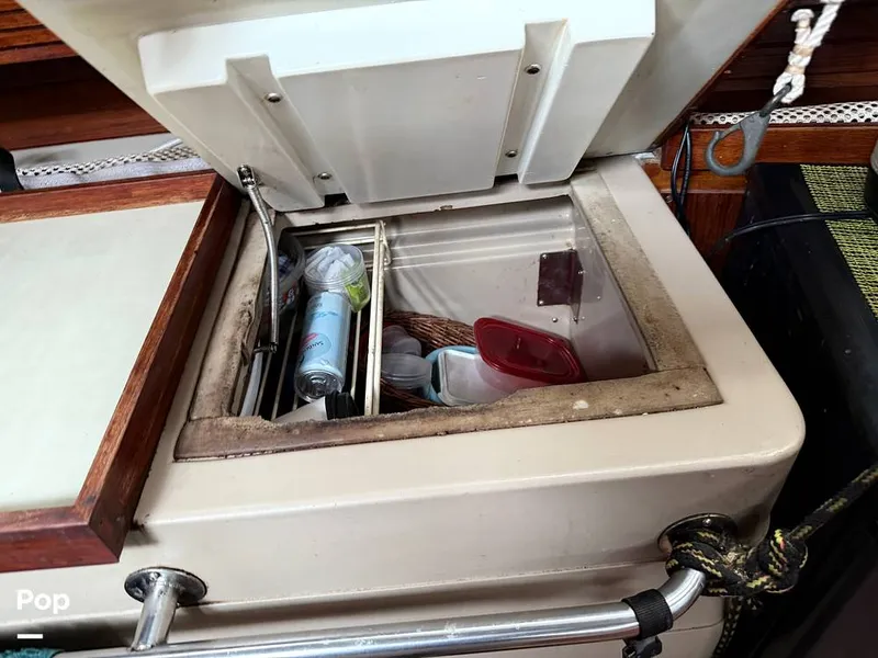 Slide: The Image of C&C Landfall 39 1986 - 15538055