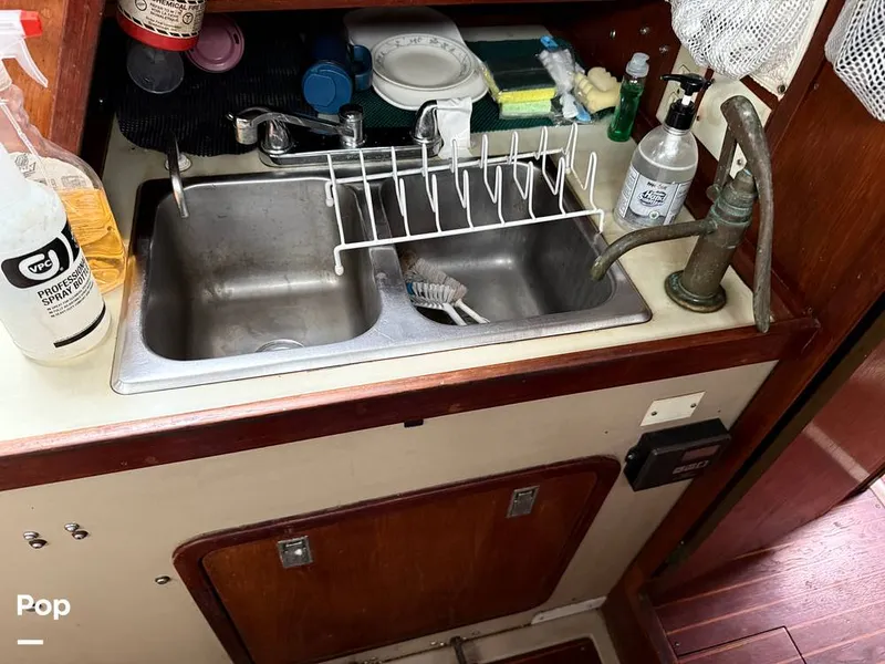 Slide: The Image of C&C Landfall 39 1986 - 15538058