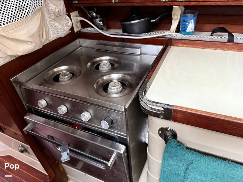 Slide: The Image of C&C Landfall 39 1986 - 15538060