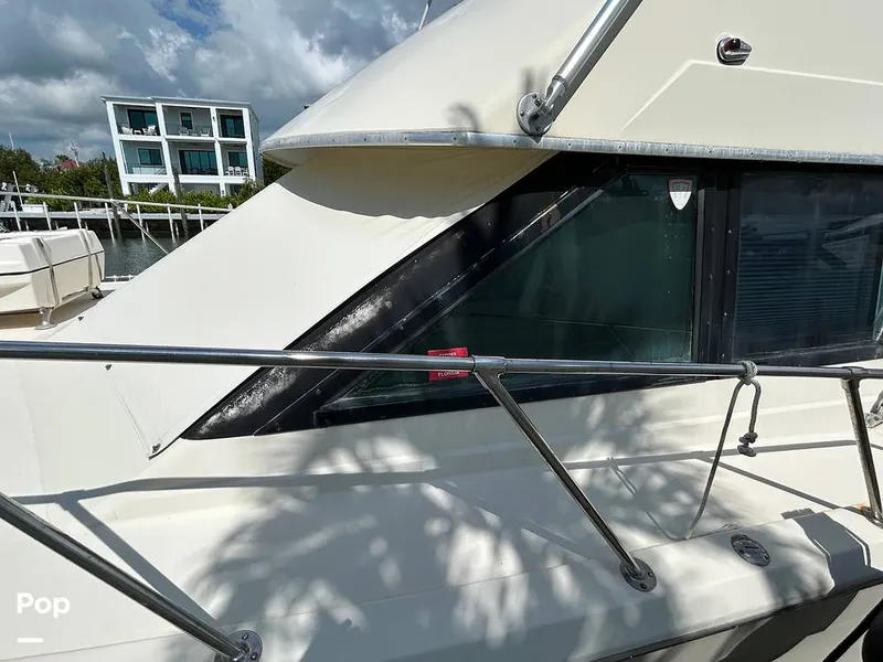 Slide: The Image of Hatteras 36 Convertible 1983 - 15497134