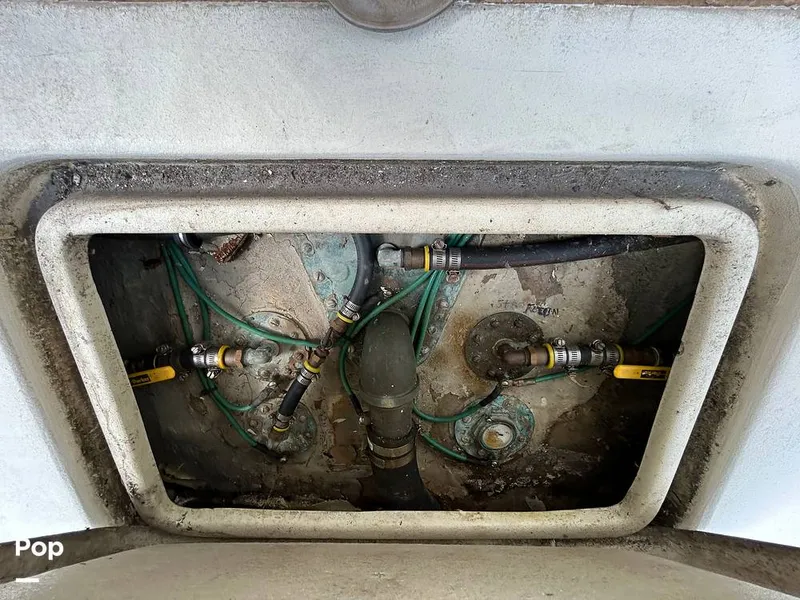 Slide: The Image of Hatteras 36 Convertible 1983 - 15497168