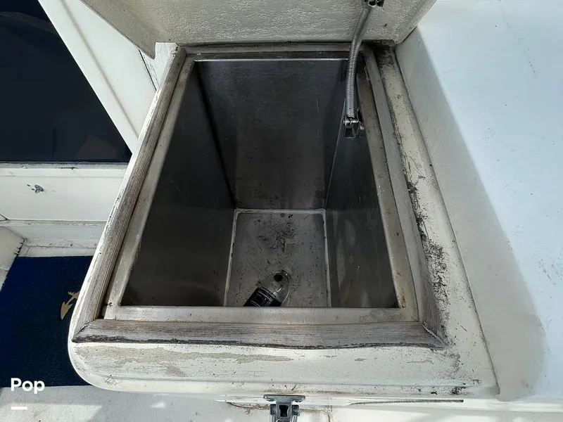 Slide: The Image of Hatteras 36 Convertible 1983 - 15497178