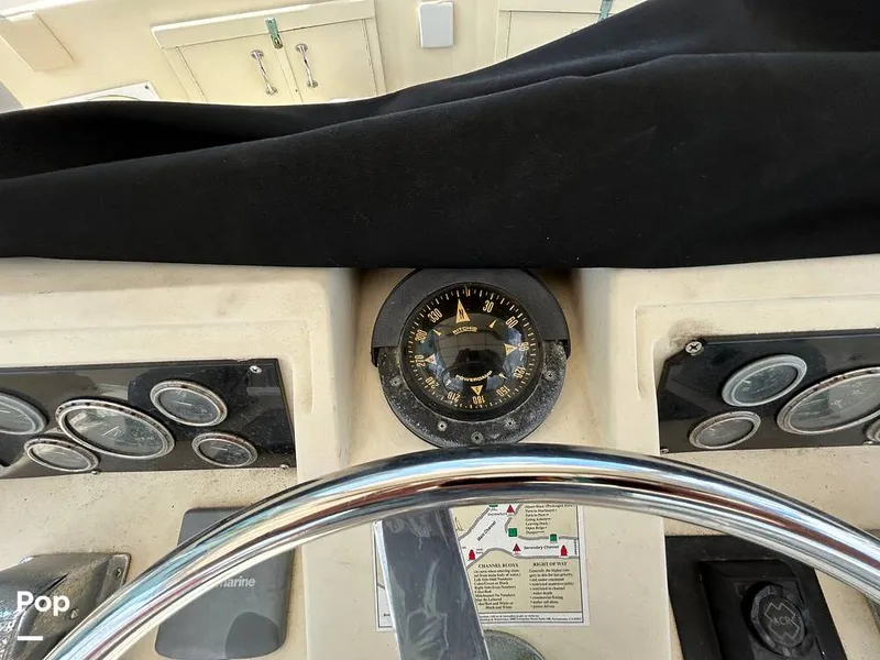 Slide: The Image of Hatteras 36 Convertible 1983 - 15497205