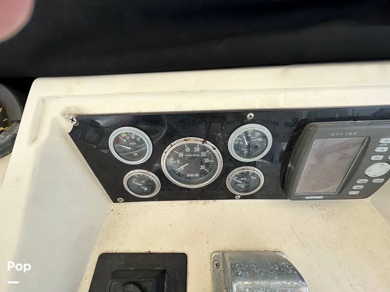 Slide: The Image of Hatteras 36 Convertible 1983 - 15497206