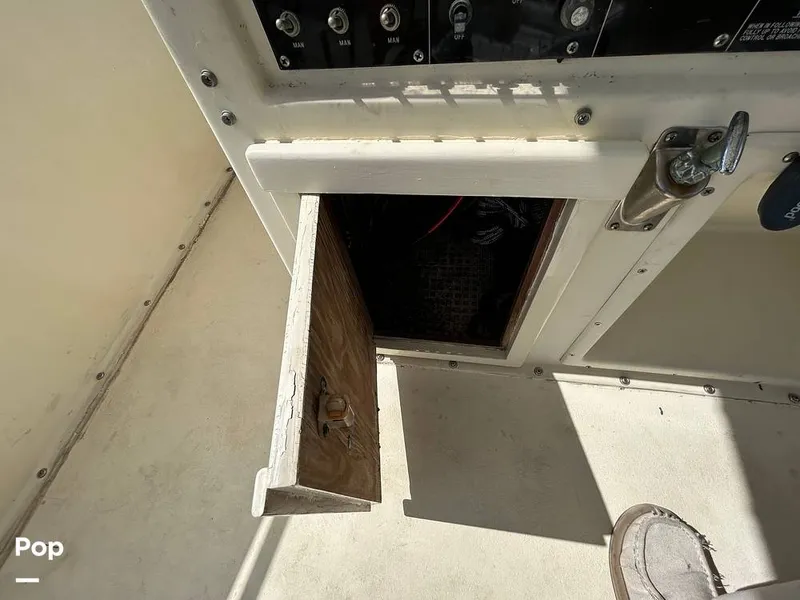 Slide: The Image of Hatteras 36 Convertible 1983 - 15497210