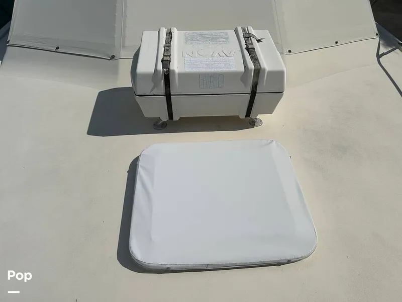 Slide: The Image of Hatteras 36 Convertible 1983 - 15497240