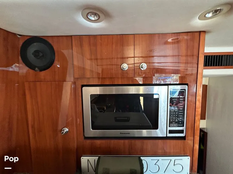 Slide: The Image of Hatteras 36 Convertible 1983 - 15497272