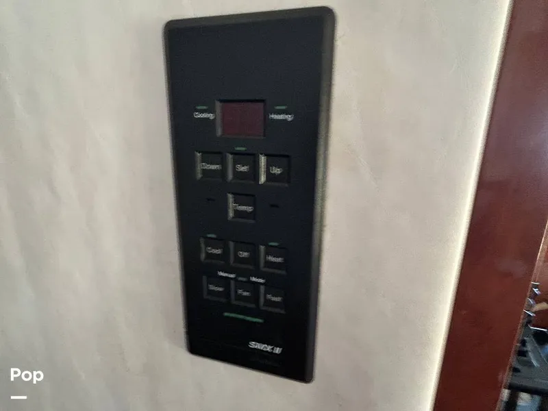 Slide: The Image of Hatteras 36 Convertible 1983 - 15497275