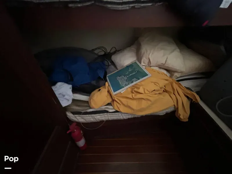 Slide: The Image of Hatteras 36 Convertible 1983 - 15497286