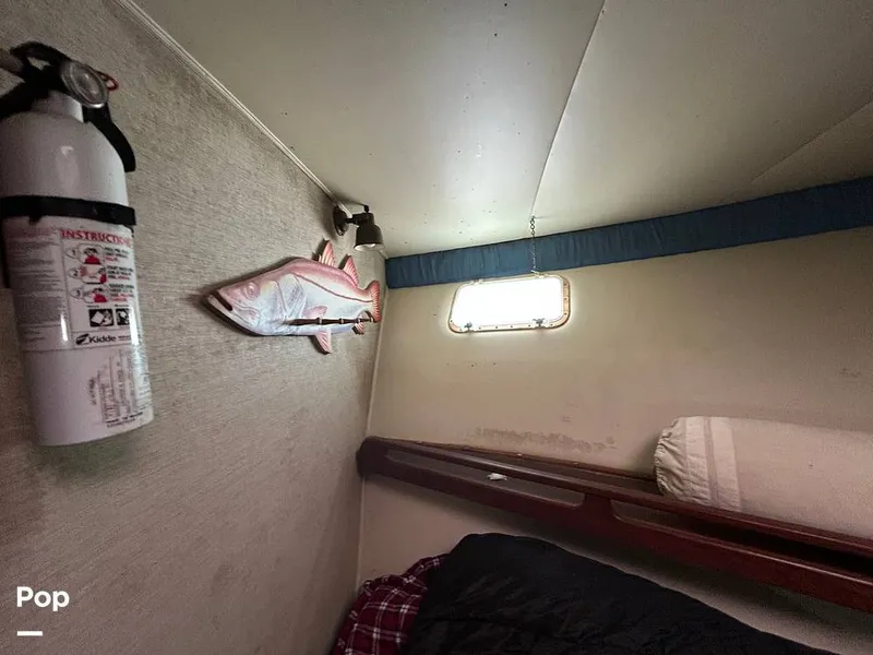 Slide: The Image of Hatteras 36 Convertible 1983 - 15497303