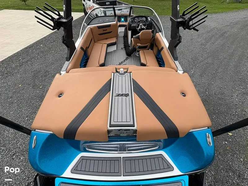 Slide: The Image of Flightcraft ZR6 2025 - 15994405