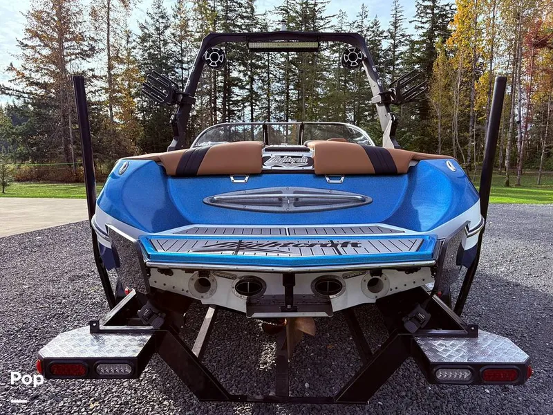 Slide: The Image of Flightcraft ZR6 2025 - 15989371