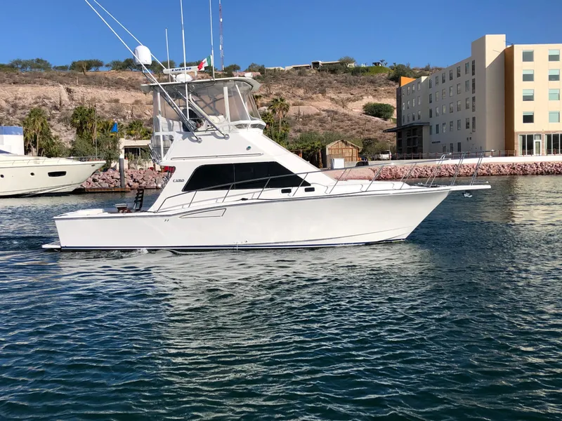 Slide: The Image of Cabo 35 CONVERTIBLE 2003 - 2