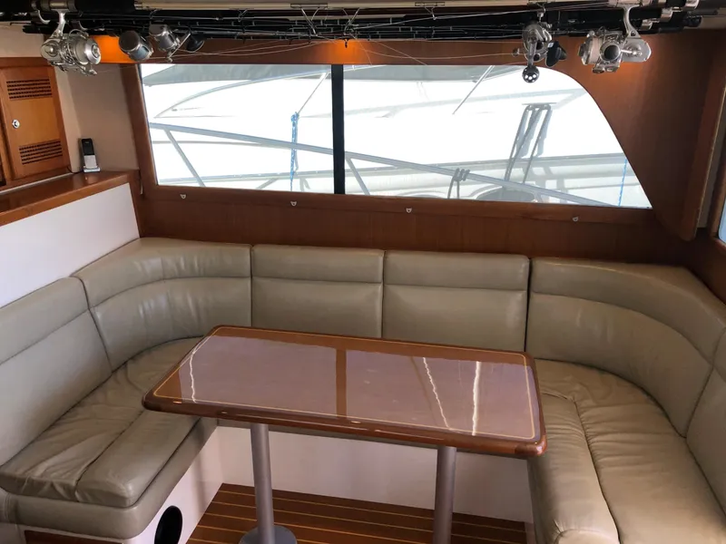 Slide: The Image of Cabo 35 CONVERTIBLE 2003 - 28