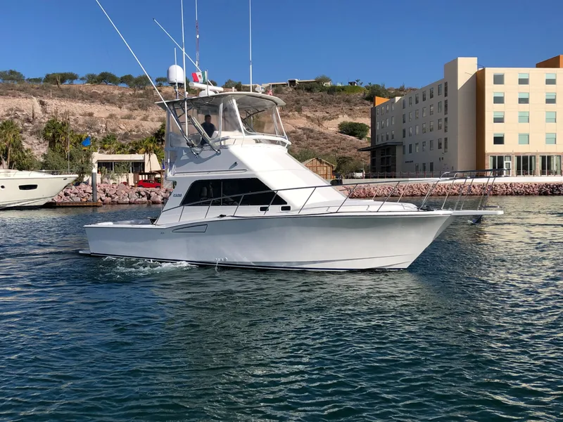 Slide: The Image of Cabo 35 CONVERTIBLE 2003 - 3