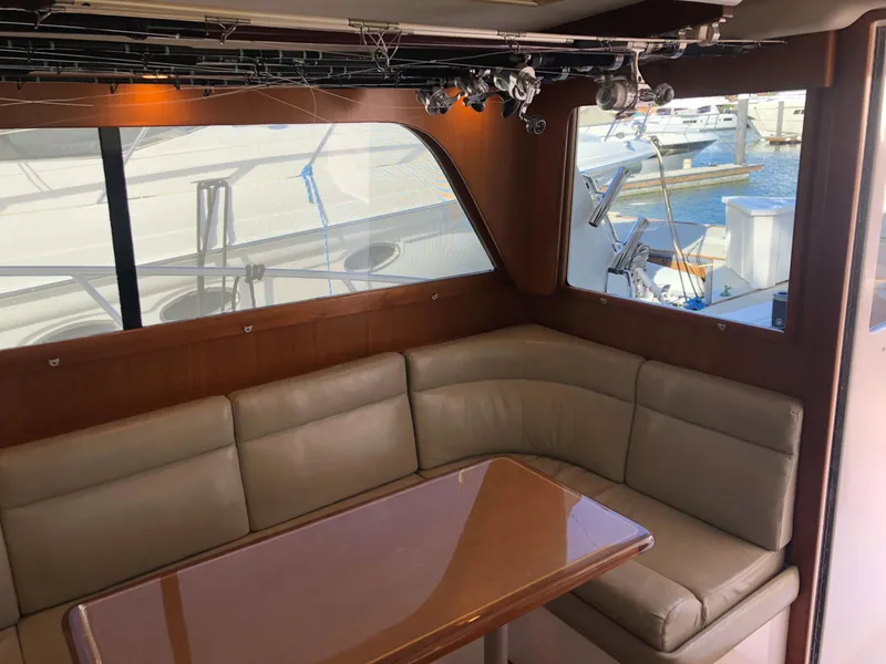 Slide: The Image of Cabo 35 CONVERTIBLE 2003 - 25
