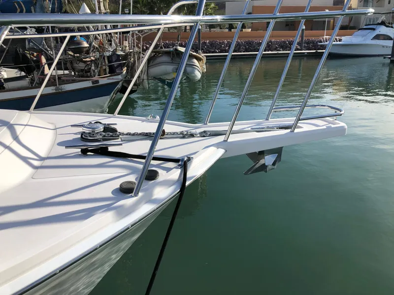 Slide: The Image of Cabo 35 CONVERTIBLE 2003 - 20