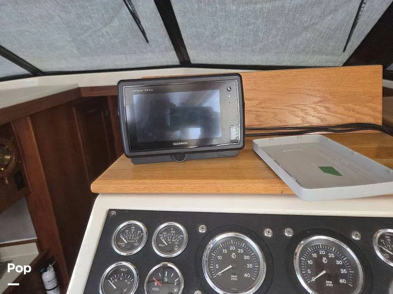 Slide: The Image of Bayliner 4587 Cockpit Motor Yacht 1994 - 15799447