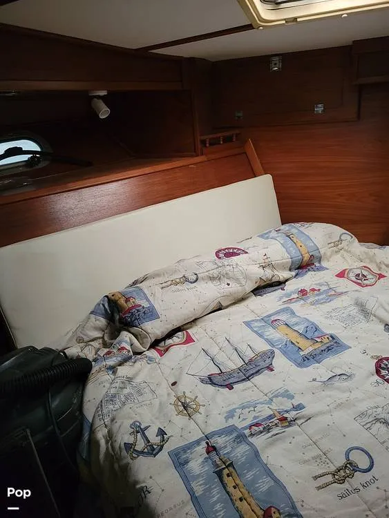 Slide: The Image of Bayliner 4587 Cockpit Motor Yacht 1994 - 15463175