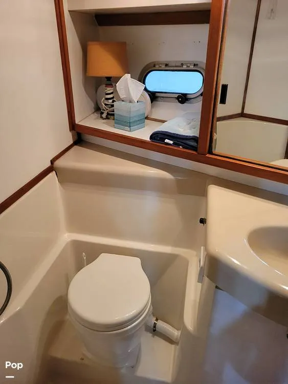 Slide: The Image of Bayliner 4587 Cockpit Motor Yacht 1994 - 15613227