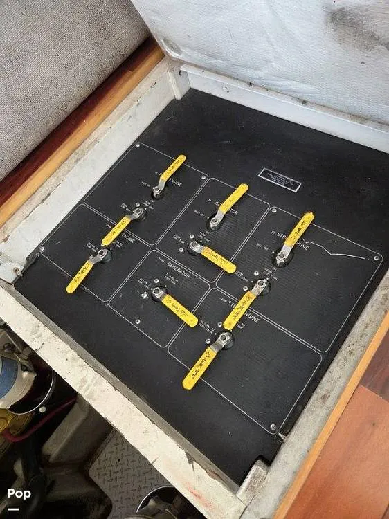 Slide: The Image of Bayliner 4587 Cockpit Motor Yacht 1994 - 15799407