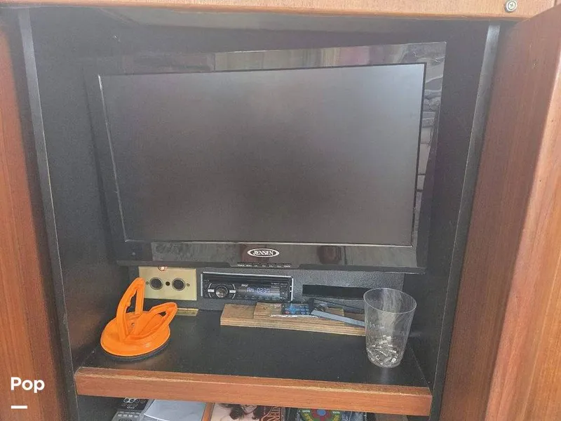 Slide: The Image of Bayliner 4587 Cockpit Motor Yacht 1994 - 15799420