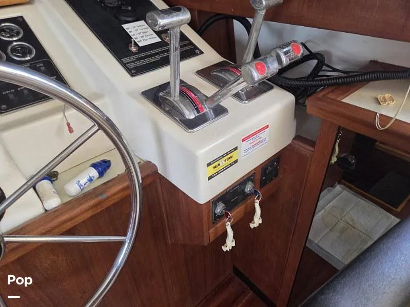 Slide: The Image of Bayliner 4587 Cockpit Motor Yacht 1994 - 15799441