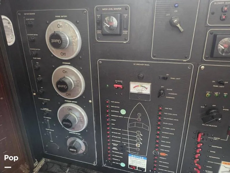 Slide: The Image of Bayliner 4587 Cockpit Motor Yacht 1994 - 15799437