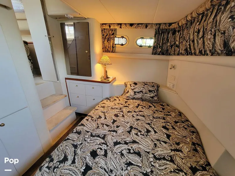 Slide: The Image of Cruisers Yachts 3650 1998 - 15652209