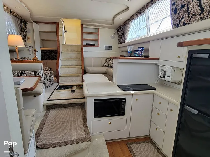 Slide: The Image of Cruisers Yachts 3650 1998 - 15652180