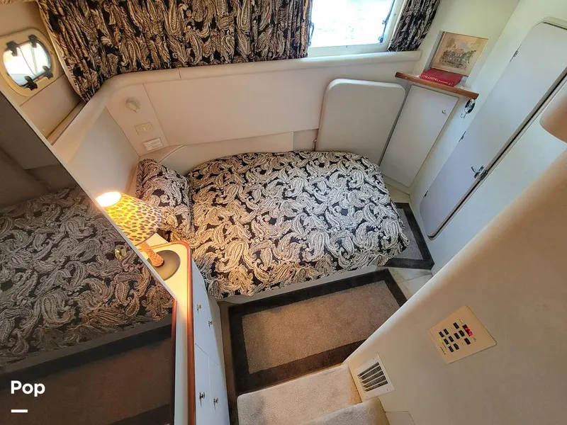 Slide: The Image of Cruisers Yachts 3650 1998 - 15652201