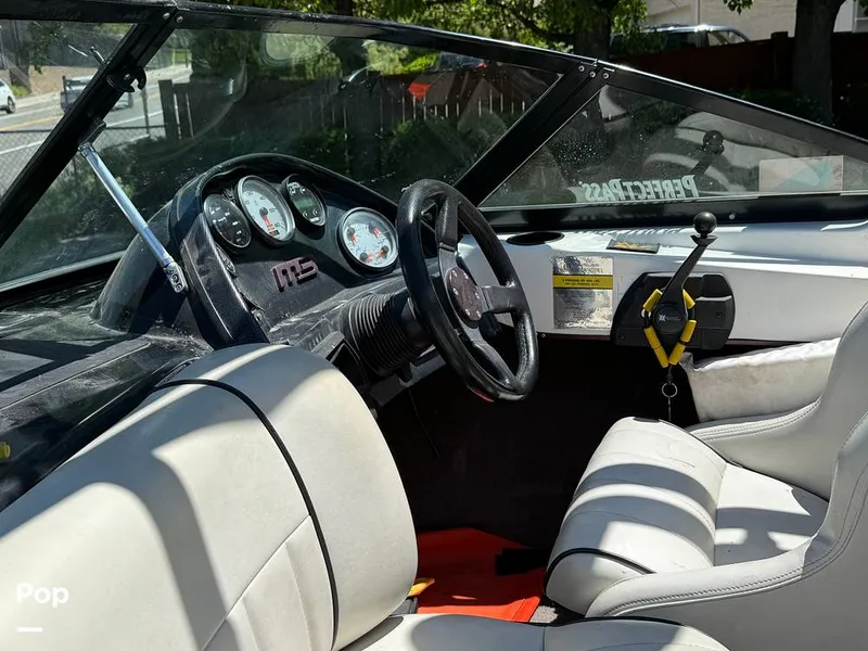 Slide: The Image of MB Sports Boss 190 Tournament Series 2000 - 15482012