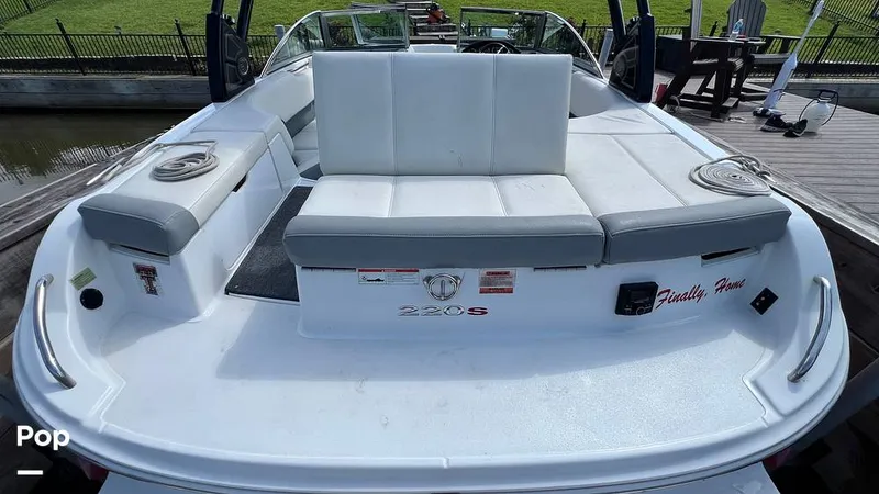 Slide: The Image of Cobalt 220S 2020 - 15489424