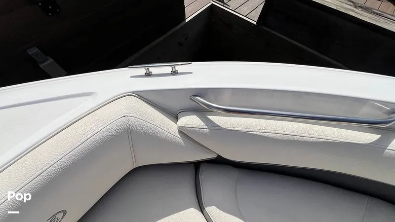 Slide: The Image of Cobalt 220S 2020 - 15489377