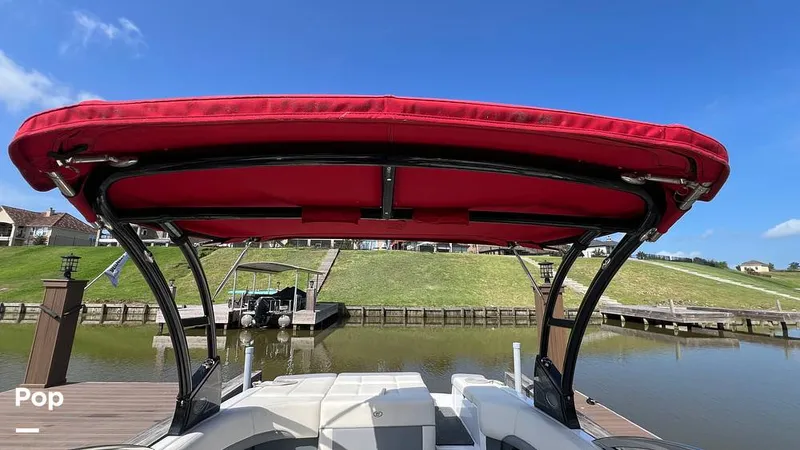 Slide: The Image of Cobalt 220S 2020 - 15489412