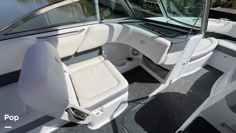 Slide: The Image of Cobalt 220S 2020 - 15489395