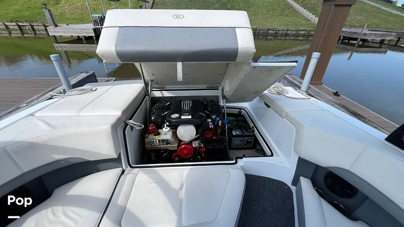 Slide: The Image of Cobalt 220S 2020 - 15489429