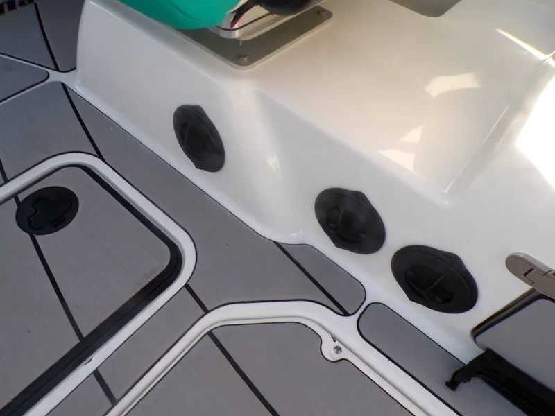 Slide: The Image of Malibu Wakesetter 25LSV 2020 - 20
