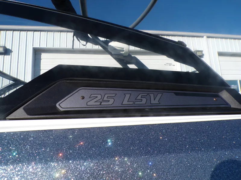Slide: The Image of Malibu Wakesetter 25LSV 2020 - 5