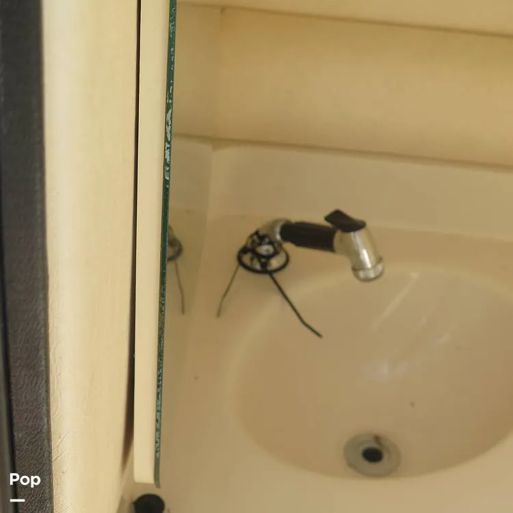 Slide: The Image of Sea Ray 270 Sundeck 2004 - 15714742