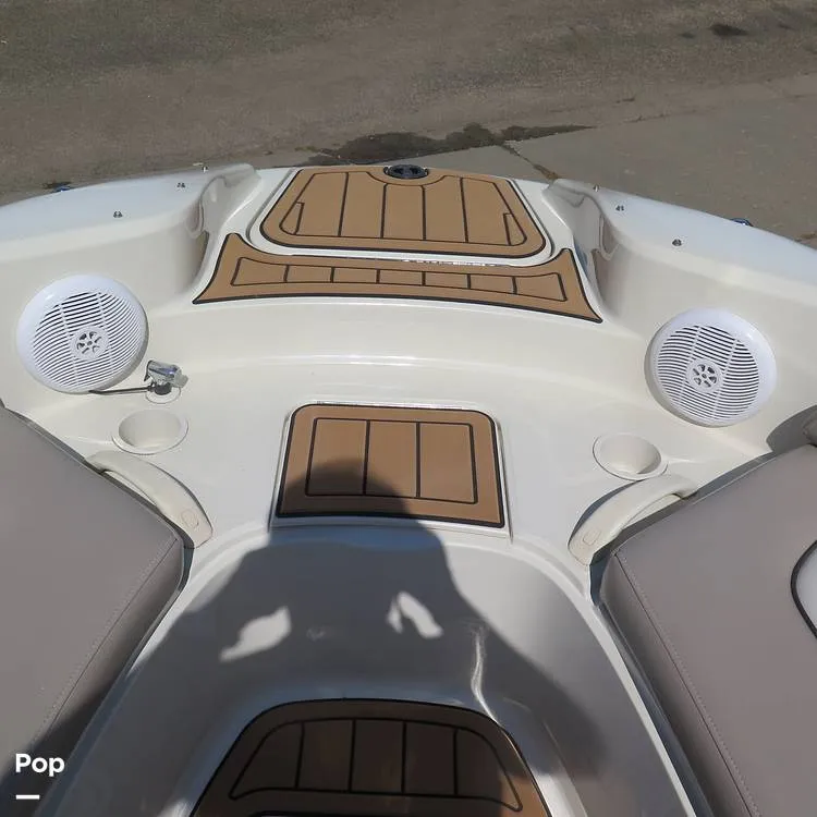 Slide: The Image of Sea Ray 270 Sundeck 2004 - 15714746