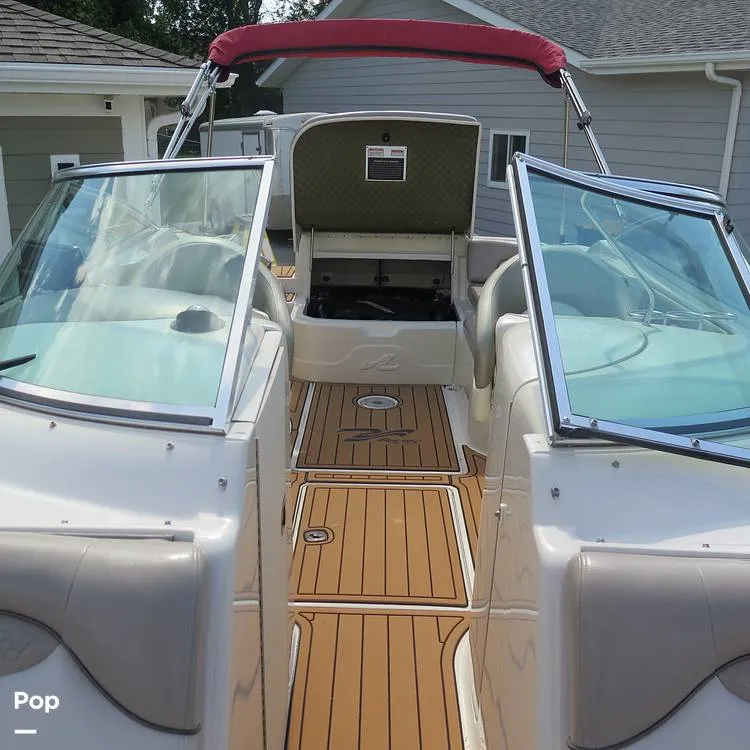 Slide: The Image of Sea Ray 270 Sundeck 2004 - 15714707