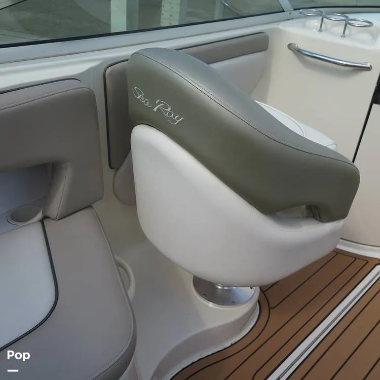 Slide: The Image of Sea Ray 270 Sundeck 2004 - 15714716