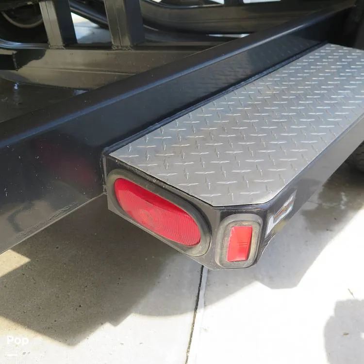 Slide: The Image of Sea Ray 270 Sundeck 2004 - 15714692