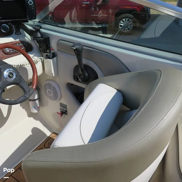 Slide: The Image of Sea Ray 270 Sundeck 2004 - 15714729