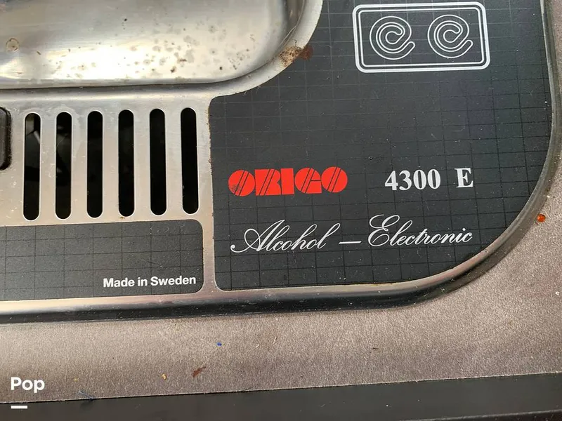 Slide: The Image of Bayliner Avanti 3258 1999 - 15491878