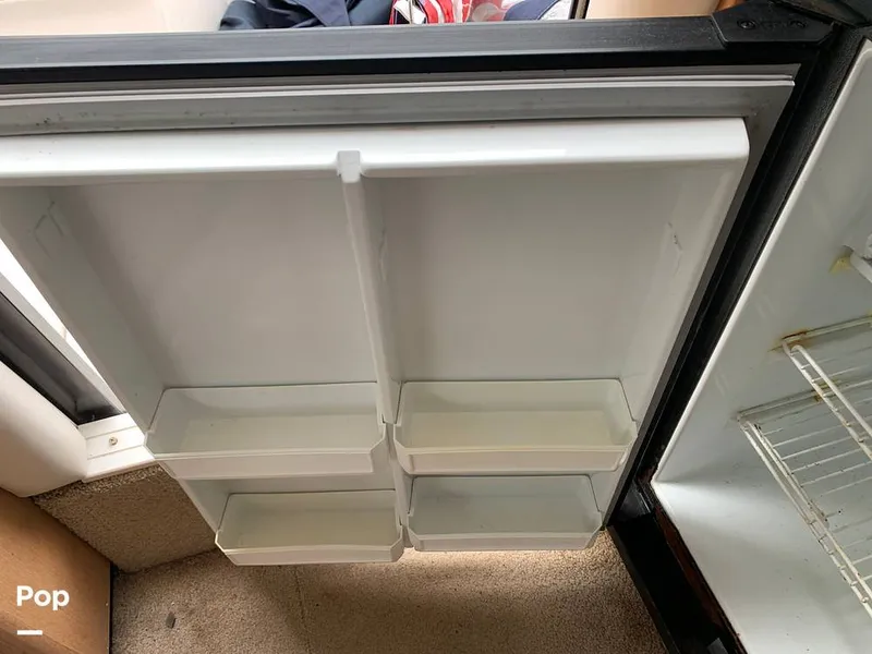 Slide: The Image of Bayliner Avanti 3258 1999 - 15491883