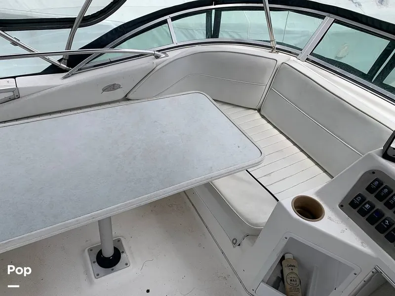 Slide: The Image of Flybridge Seating - 15491914