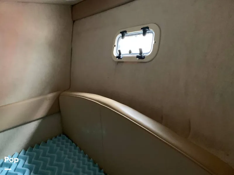 Slide: The Image of Bayliner Avanti 3258 1999 - 15491836